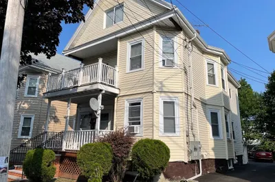 105-107 Harvard Street #3