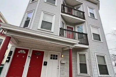 97 Blossom St