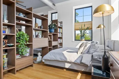 220 Spencer Ave #106