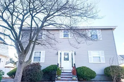 23 Branch St #4