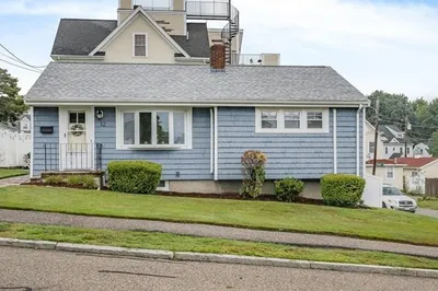 12 Border St