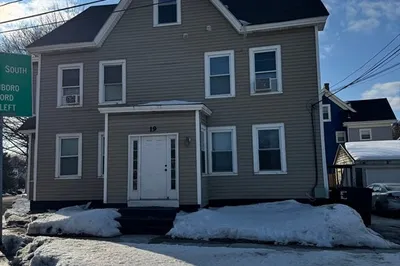 19 Ames Pl