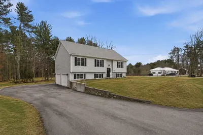 661 Wheelwright Rd 1