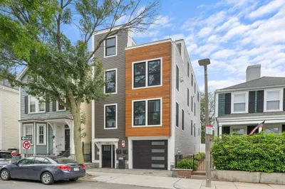 333 W 3rd St 1