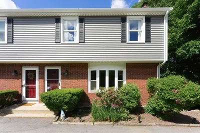 22 Potter Ave #6
