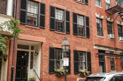 131 Myrtle St