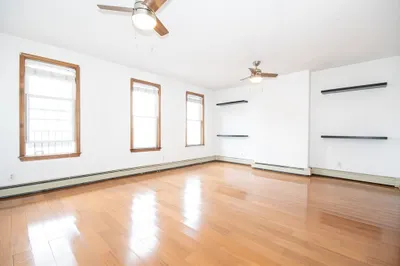 703 E Broadway #2A