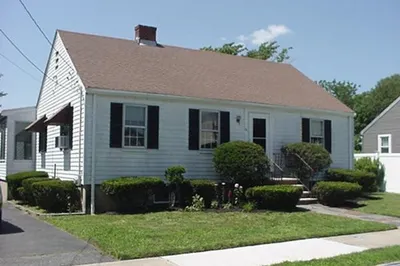 36 Hunewill Ave