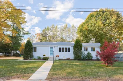 7 Meadow Way 1
