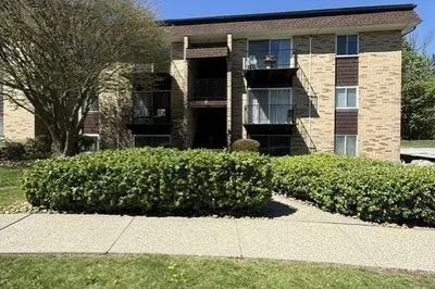 121 Bailey St #F56