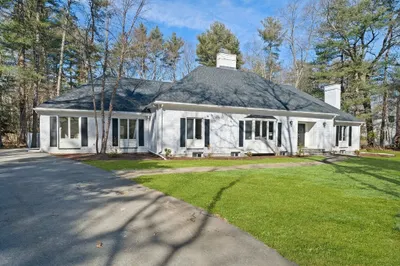 19 Colonial Rd 1