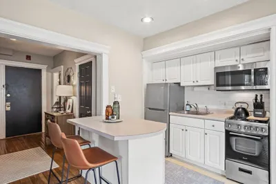 285 Lynn Shore #104