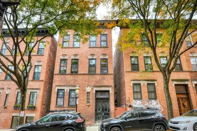 40 Mount Vernon St #2