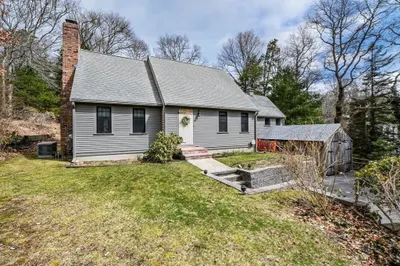 42 Pond View Drive 1