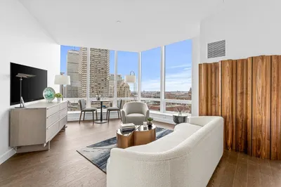 430 Stuart #1614
