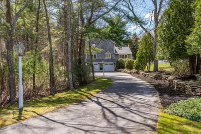 50 Fairway Dr 1