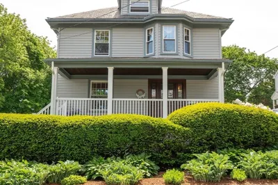 6 Buttonwood Lane