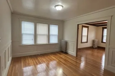 36 Rockwell St #2