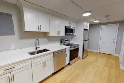 89 Woodrow Avenue #5