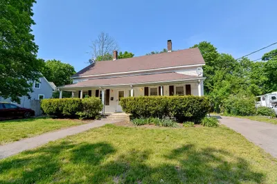 32 Sherman Street #1 1