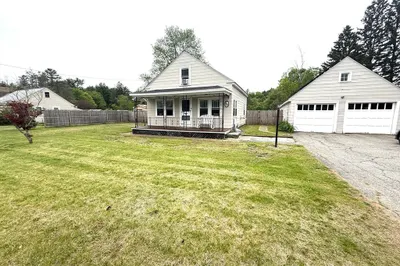 682 Wheelwright Rd 1
