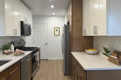 102 Crawford St 1