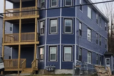 128 Stafford St #2