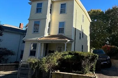 60 Birch St #2