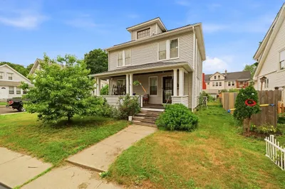 39 Claremont Ave