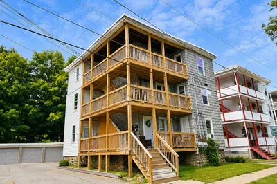 9 Henry St 1