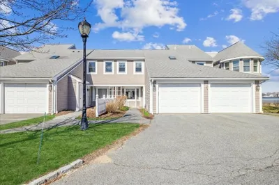 20 Schooner Ln #19