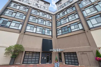 12 Stoneholm St #313 1