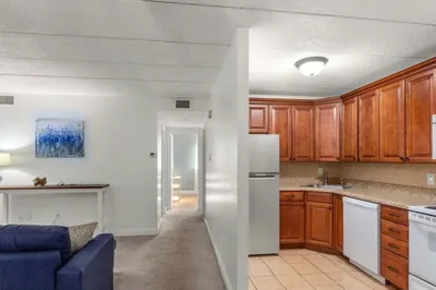 296 Commercial St #21 1