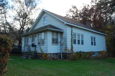22 Winnipeg St. 1