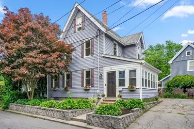 18 Cottage Place