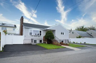 49 Union St #B 1