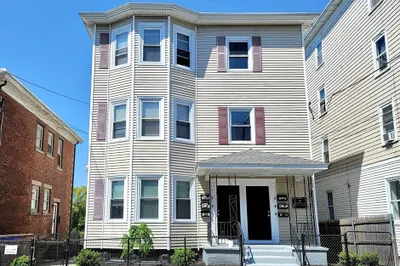 524 Charles St #1F