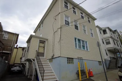 93 Webster St #unit 3