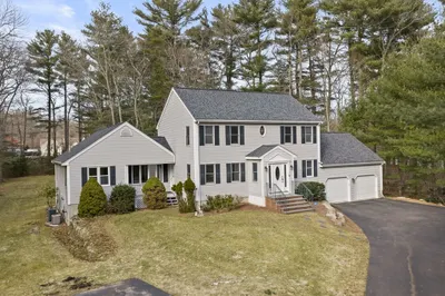 67 Henderson Ln