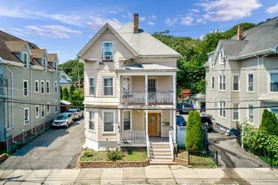 108 New Park Street 1