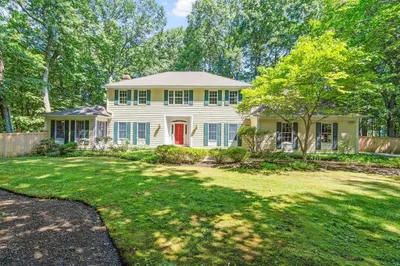 10 Wingate Ln 1