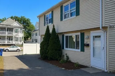 128-128a Bowdoin St 1