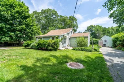 7 Magnolia Road #1 1