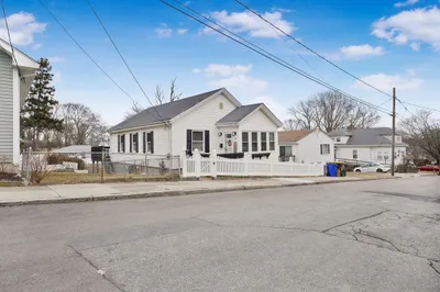178 Reney St 1