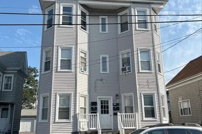 257 Tinkham St #1E 1