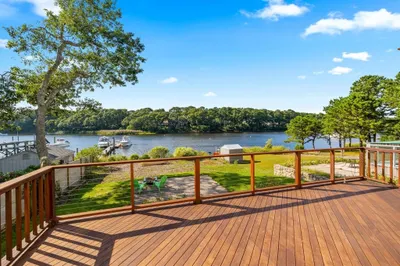 113 Shorewood Dr 1