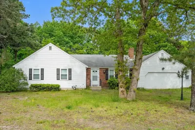 16 Heritage Pl 1