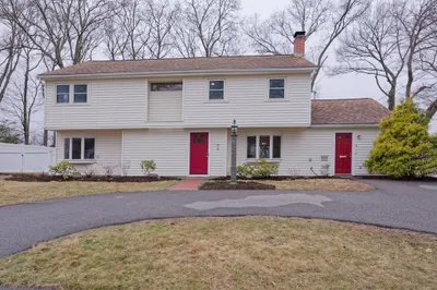 6 Wedgewood Rd