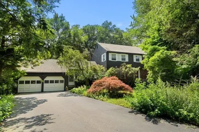 6 Vinson Cir