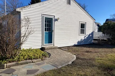 6 MAple Ave #A